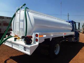 Tipos de Tanques de Agua Potable.
Carro tanques o Cisternas.